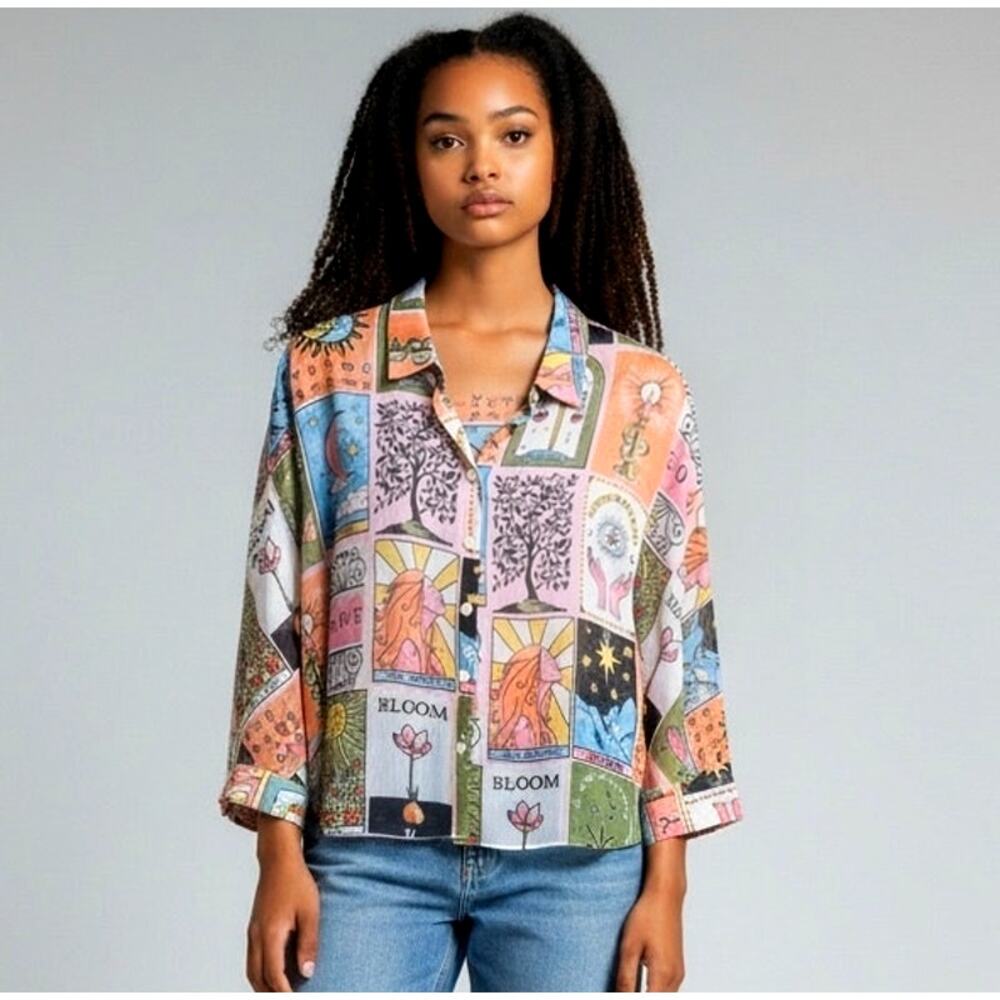 Never Fully Dressed Shirt US 4 Tarot Celestial Astrology Print Button Blouse